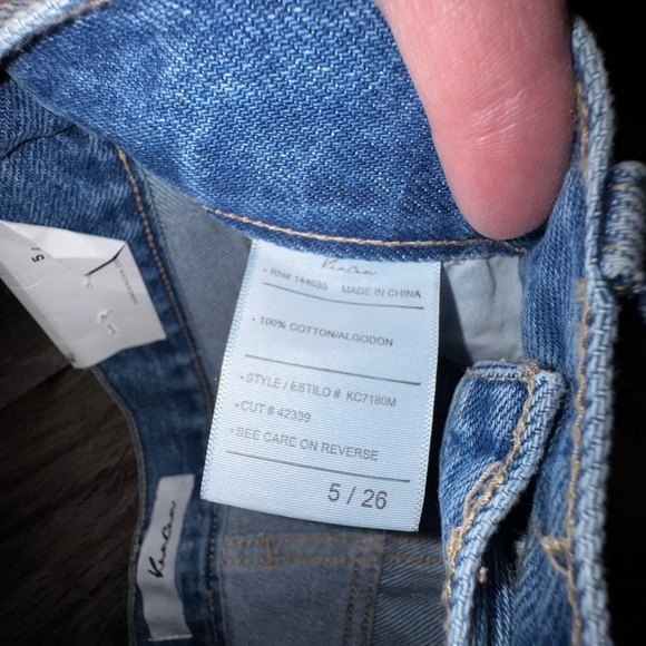 KanCan Distressed Blue Women's “Mom” jeans! New with tags! - Picture 2 of 7